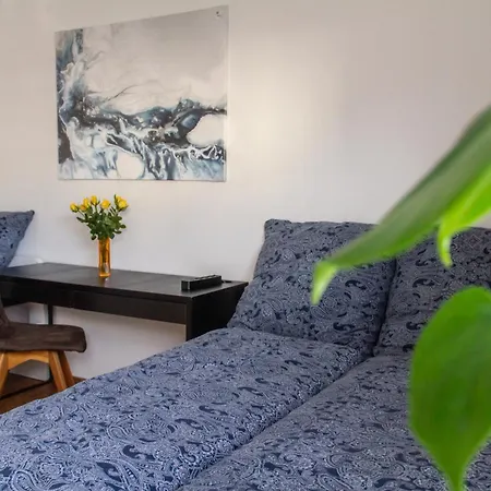 Rk79 Mit 4 Zimmer, Garten Und Pool Naehe Klinikum U-bahn & S-bahn Zum Messegelaende Nuernberg Apartamento *