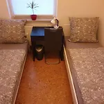 Rk79 Mit 4 Zimmer, Garten Und Pool Naehe Klinikum U-bahn & S-bahn Zum Messegelaende Nuernberg Appartamento