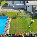 Rk79 Mit 4 Zimmer, Garten Und Pool Naehe Klinikum U-bahn & S-bahn Zum Messegelaende Nuernberg Fürth