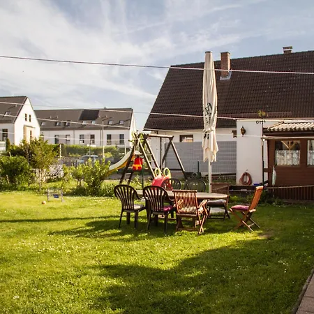 Rk79 Mit 4 Zimmer, Garten Und Pool Naehe Klinikum U-bahn & S-bahn Zum Messegelaende Nuernberg